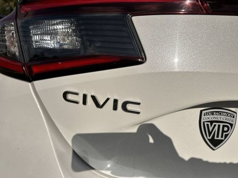 Used 2023 Honda Civic Sport image 39