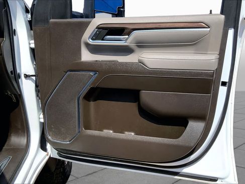 Used 2024 Chevrolet Silverado 2500 LT w/ All Star Edition AWD/4WD image 23