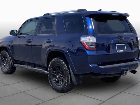 Used 2022 Toyota 4Runner SR5 Premium w/ Moonroof Package AWD/4WD image 12