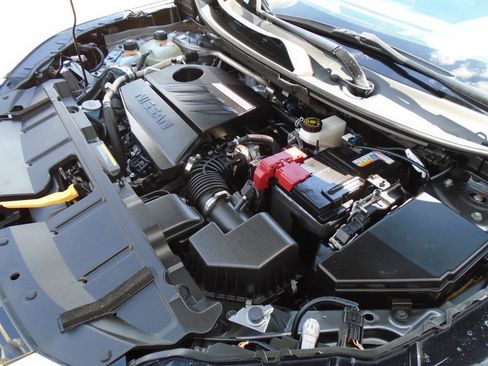 Used 2023 Nissan Rogue SV FWD image 18