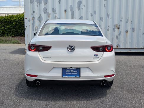 Used 2024 MAZDA MAZDA3 s FWD image 6