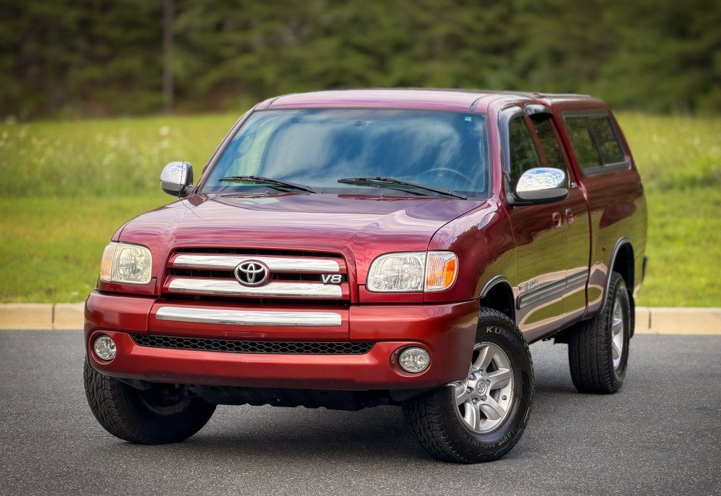 Used 2006 Toyota Tundra SR5 w/ Towing Pkg AWD/4WD image 5
