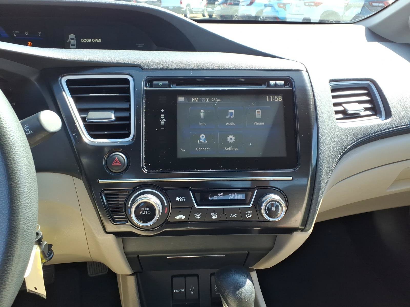Used 2015 Honda Civic SE image 9