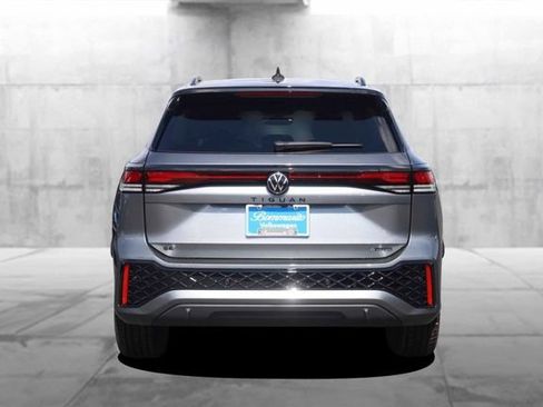 New 2026 Volkswagen Tiguan SE R-Line AWD/4WD image 6