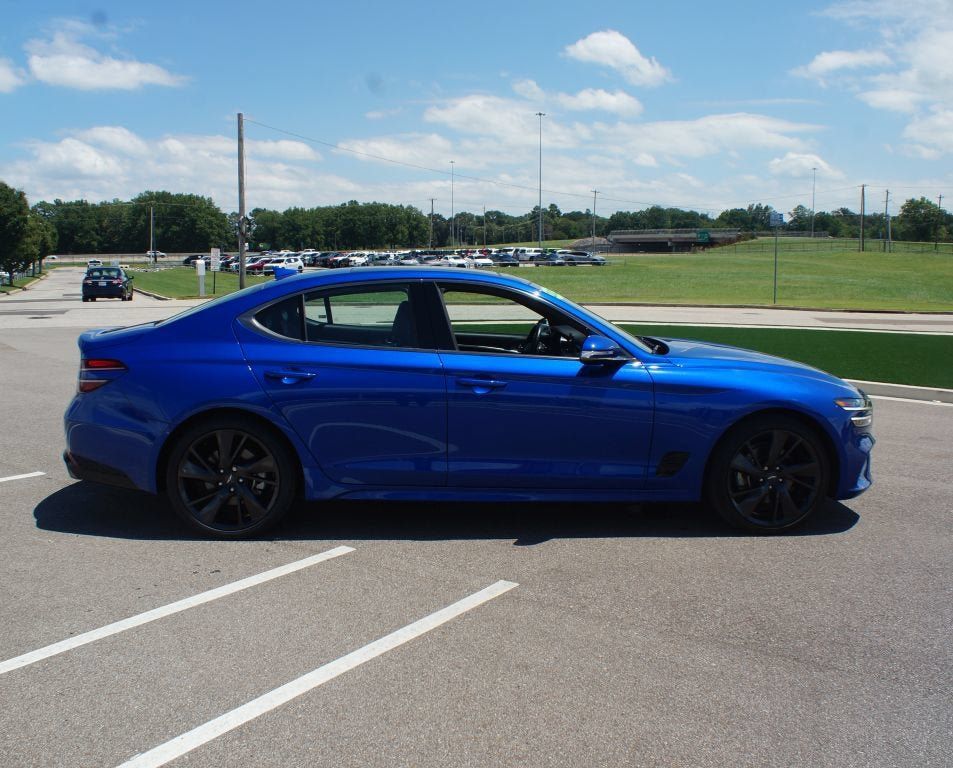 Used 2023 Genesis G70 2.0T w/ Sport Prestige Package AWD/4WD image 22