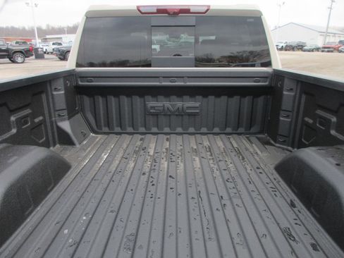 New 2026 GMC Sierra 1500 AT4 w/ AT4 Premium Package image 7