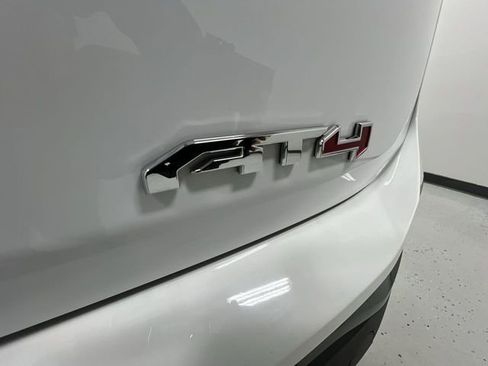 Certified 2022 GMC Terrain AT4 w/ Infotainment Package II AWD/4WD image 32