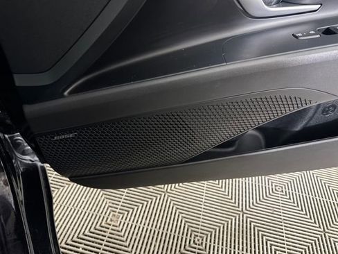 Used 2024 Hyundai Elantra Limited image 29