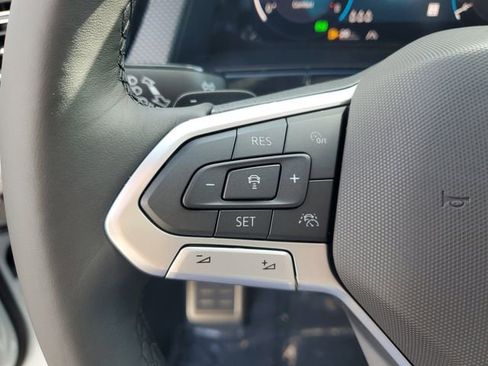 New 2026 Volkswagen Atlas Cross Sport SEL R-Line AWD/4WD image 22