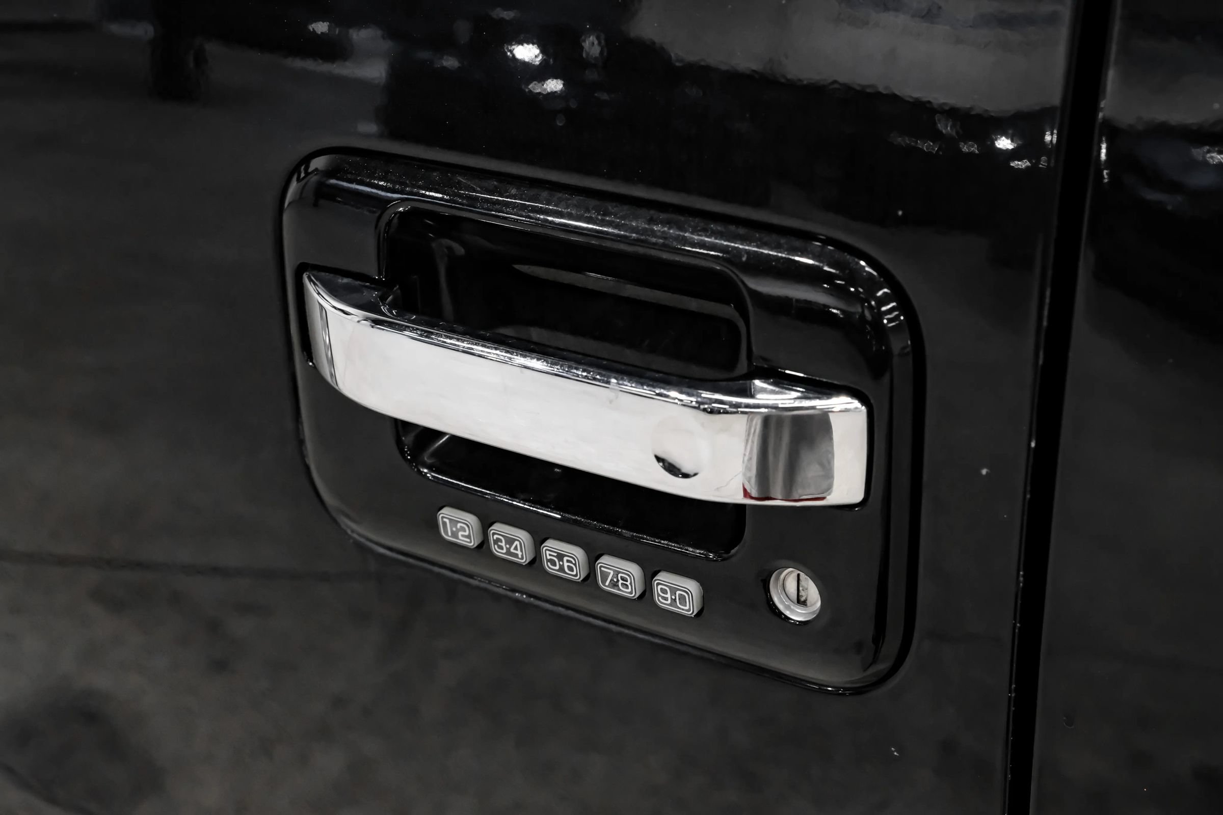 Used 2014 Ford F150 Platinum AWD/4WD image 38
