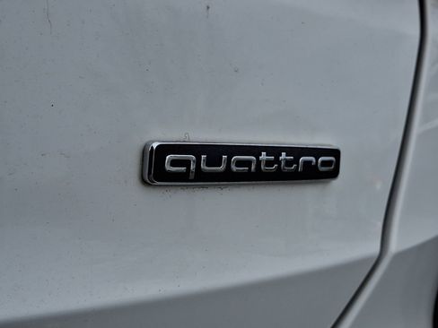 Used 2020 Audi Q3 2.0T Premium w/ Convenience Package image 32