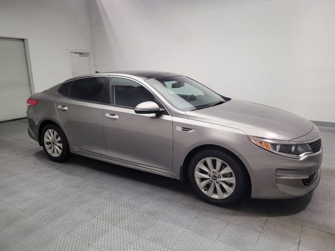 Used 2016 Kia Optima EX w/ Premium Package FWD image 11