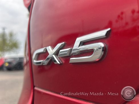 Used 2018 MAZDA CX-5 Touring image 9