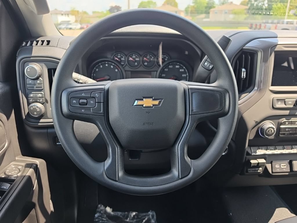 New 2026 Chevrolet Silverado 2500 Custom w/ Custom Value Package AWD/4WD image 12