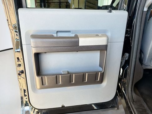 Used 2016 Ford F250 XLT w/ XLT Value Package image 23