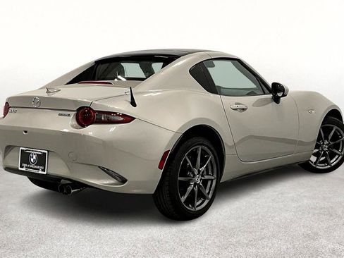 Used 2023 MAZDA MX-5 Miata Grand Touring image 2