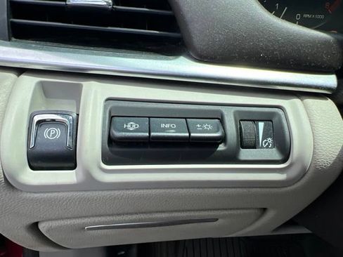 Used 2013 Cadillac XTS Platinum w/ Driver Assist Package AWD/4WD image 10