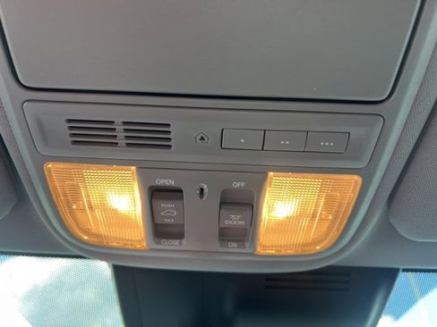 Used 2022 Honda CR-V EX-L image 30