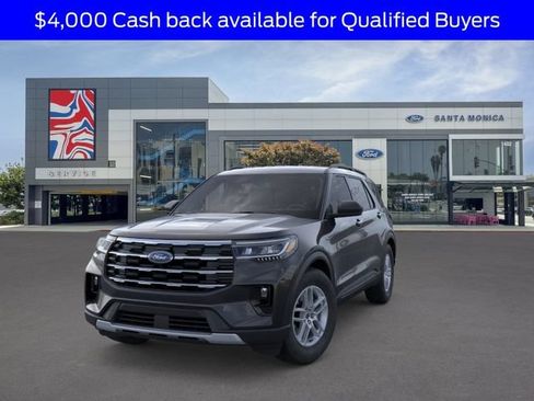New 2026 Ford Explorer Active RWD image 2