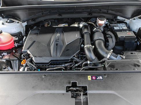 Used 2023 Kia Sorento SX image 27