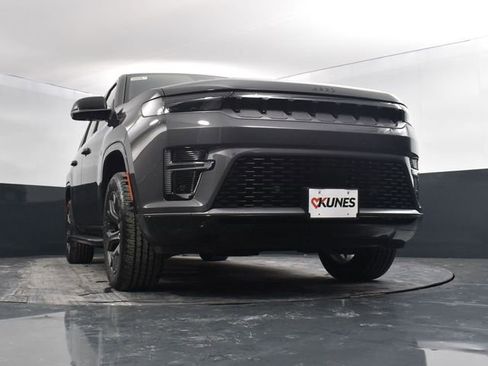 New 2026 Jeep Grand Wagoneer Limited image 47