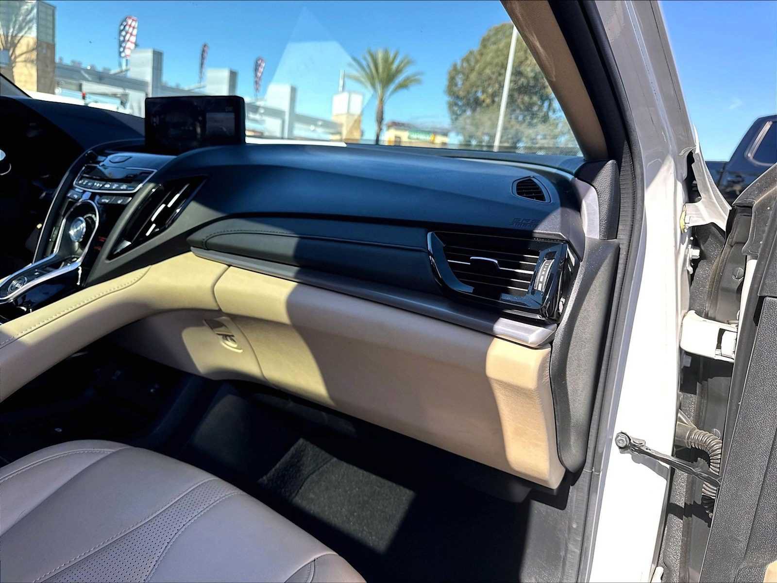 Used 2023 Acura RDX w/ Technology Package FWD image 17