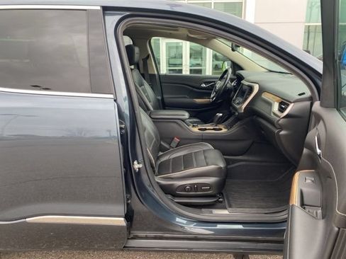 Used 2019 GMC Acadia Denali w/ Technology Package AWD/4WD image 34