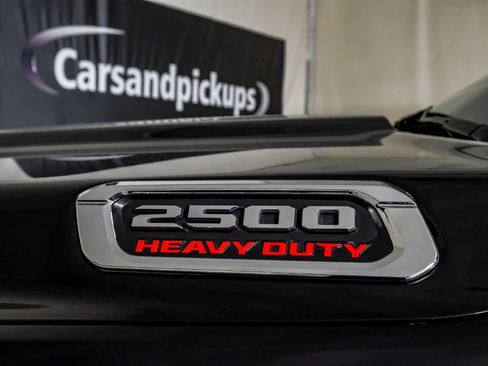 Used 2024 RAM 2500 Big Horn AWD/4WD image 43