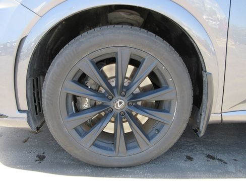 Used 2023 Lexus RX 500h F Sport w/ Cold Area Package AWD/4WD image 19