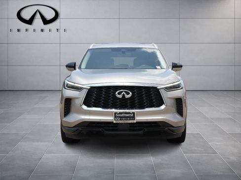 Used 2024 INFINITI QX60 Luxe AWD/4WD image 2