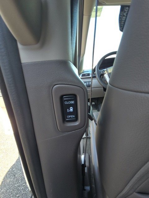 Used 2017 Honda Odyssey EX-L image 22