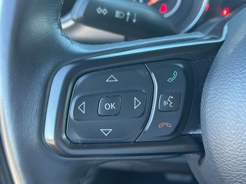 Used 2019 Jeep Wrangler Unlimited Sport S AWD/4WD image 32