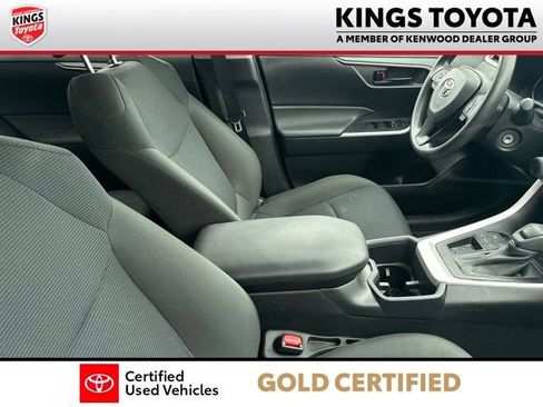 Used 2023 Toyota RAV4 LE FWD image 8