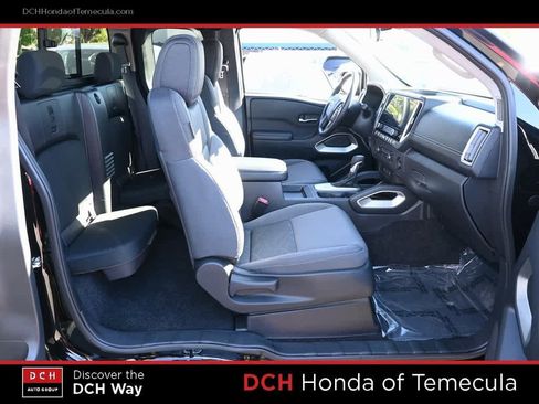 Used 2025 Nissan Frontier SV image 20