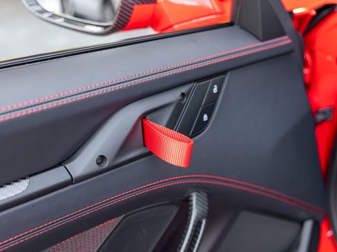 Certified 2025 Porsche 911 GT3 RS RWD image 37