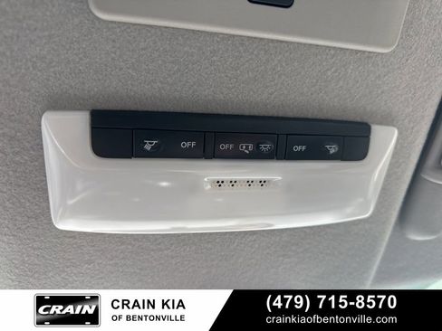 Used 2023 Nissan Kicks SR w/ SR Premium Package FWD image 25