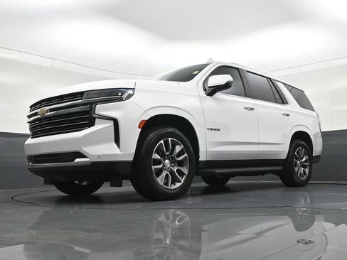 Used 2023 Chevrolet Tahoe LT w/ LT Signature Plus Package RWD image 29