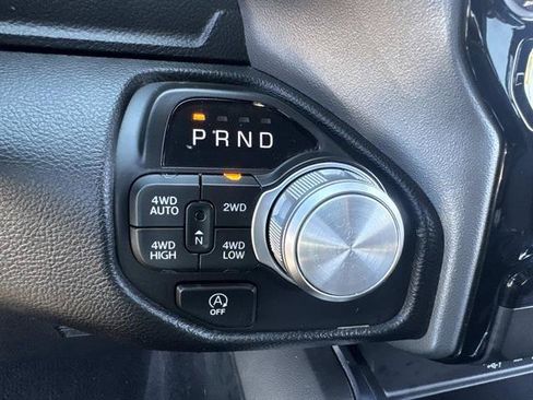 Used 2025 RAM 1500 Laramie AWD/4WD image 16