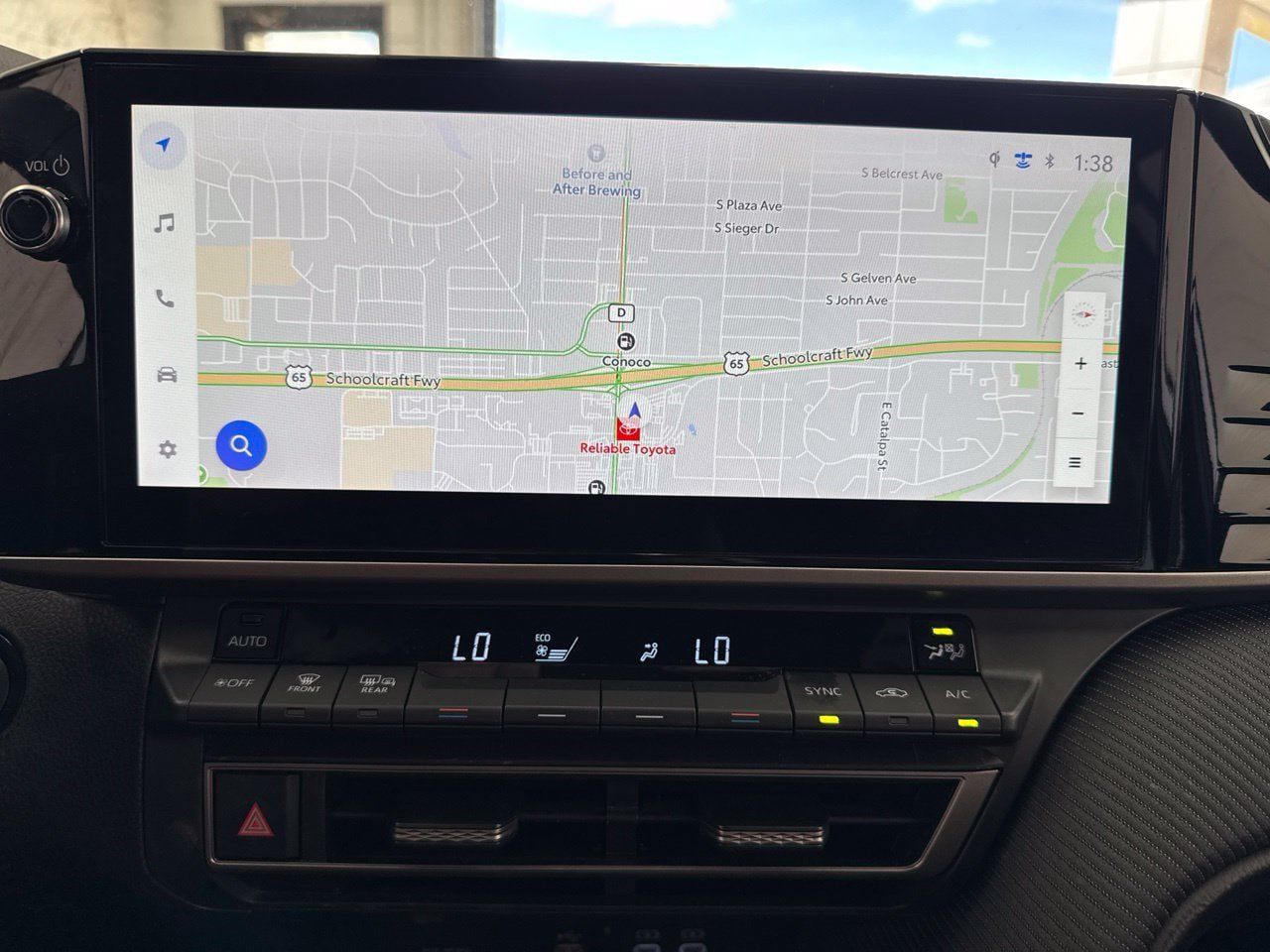 Used 2026 Toyota Camry SE w/ Multimedia Upgrade Package FWD image 23