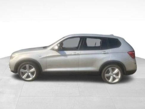 Used 2017 BMW X3 sDrive28i RWD image 4