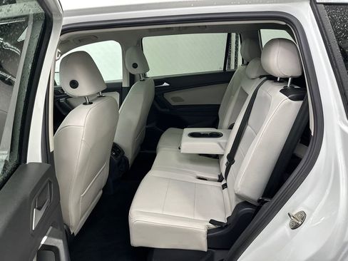 Used 2019 Volkswagen Tiguan SE w/ Panoramic Sunroof Package FWD image 21