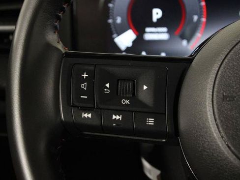 Certified 2026 Nissan Kicks SR FWD image 26