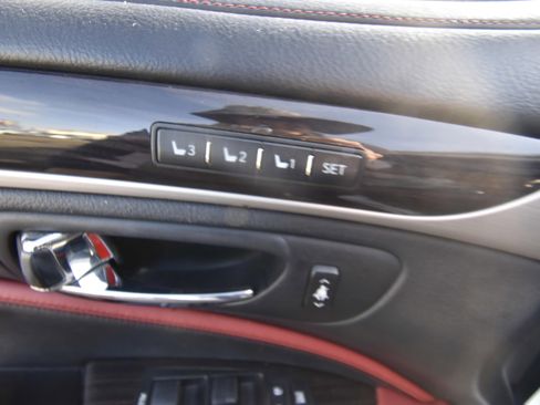 Used 2015 Lexus LS 460 AWD image 13