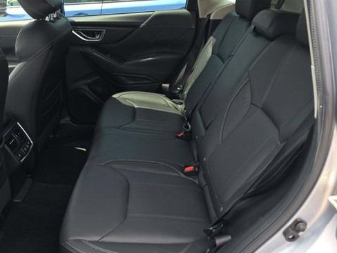Used 2020 Subaru Forester Touring AWD/4WD image 3