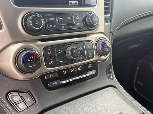 Used 2018 GMC Yukon Denali w/ Denali Ultimate Package AWD/4WD image 19