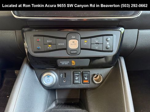 Used 2018 Nissan Leaf SL w/ SL Technology Package FWD image 24