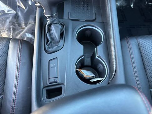 Used 2025 Dodge Durango R/T image 31