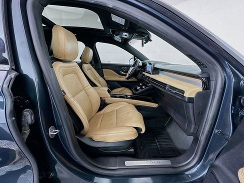 Used 2022 Lincoln Corsair Reserve w/ Equipment Group 201A image 30