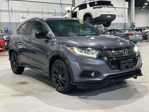 Used 2021 Honda HR-V Sport image 1