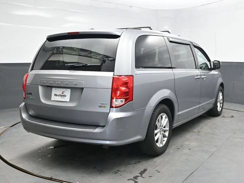 Used 2018 Dodge Grand Caravan SXT FWD image 7